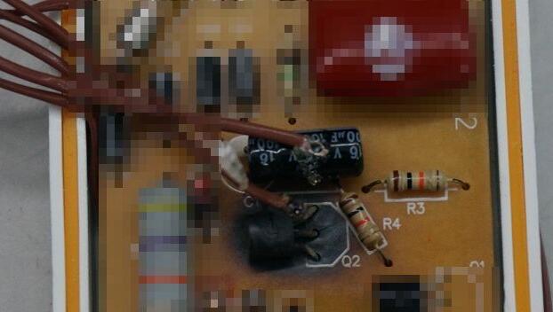 測試完畢明顯出現了焦黑現象。