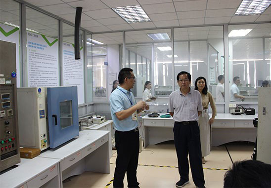 東莞市科協領導參觀-7.jpg 東莞市科協領導參觀-7.jpg