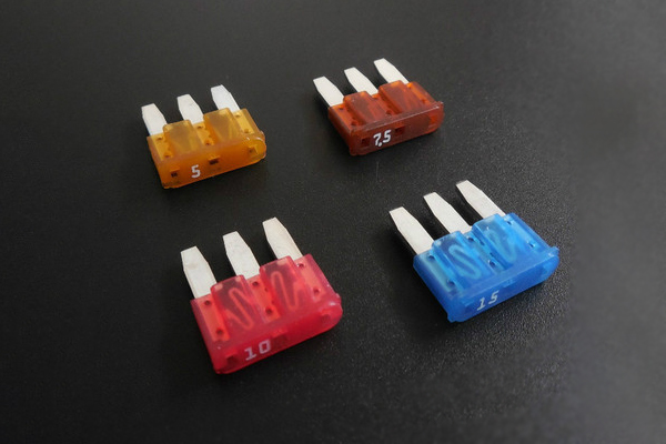 汽車保險絲過載測試 汽車保險絲過載測試