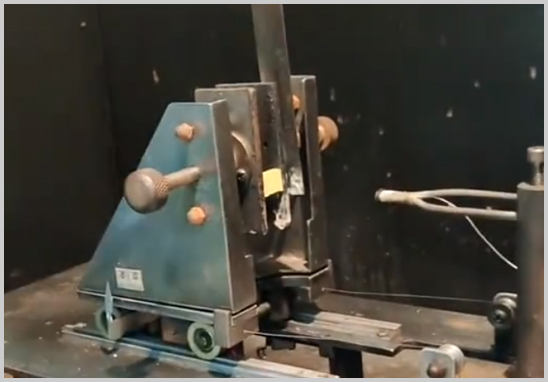 X2電容灼熱絲試驗(yàn).jpg X2電容灼熱絲試驗(yàn).jpg