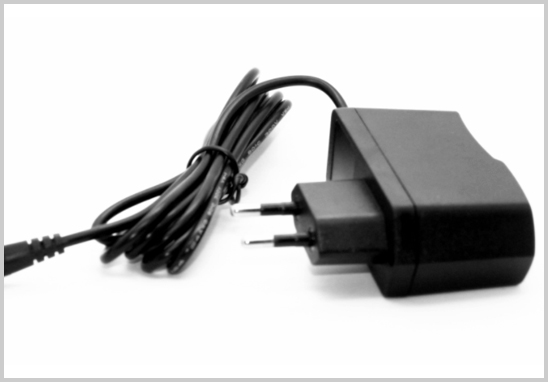 開關電源適配器.jpg 開關電源適配器.jpg