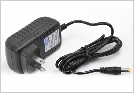 插腳式電源適配器.jpg 插腳式電源適配器.jpg