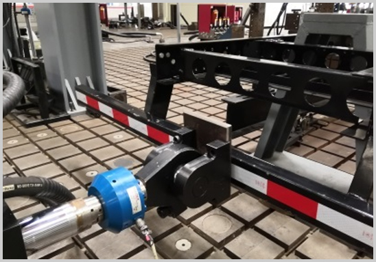 汽車桿系件扭轉試驗實驗室.jpg 汽車桿系件扭轉試驗實驗室.jpg